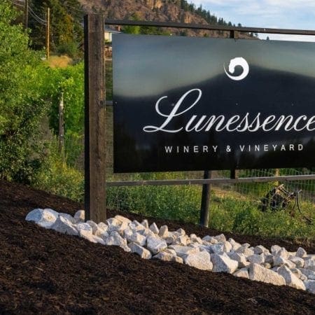 Lunessence